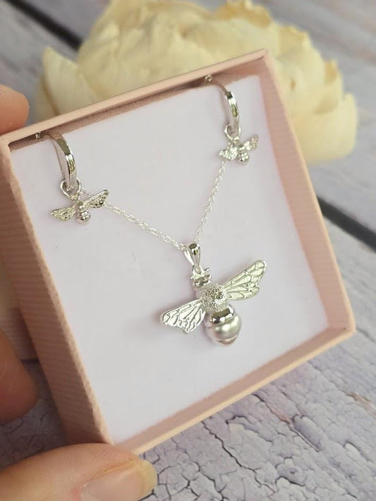 Sterling silver Bumble Bee Pendant and Earrings, Bumble Jewellery Set, Nature Inspired